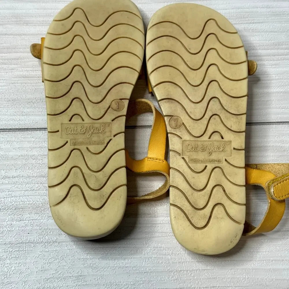 Cat & Jack Girls Yellow Ankle Strap Sandals‎ Adjustable Buckle Summer Casual 1